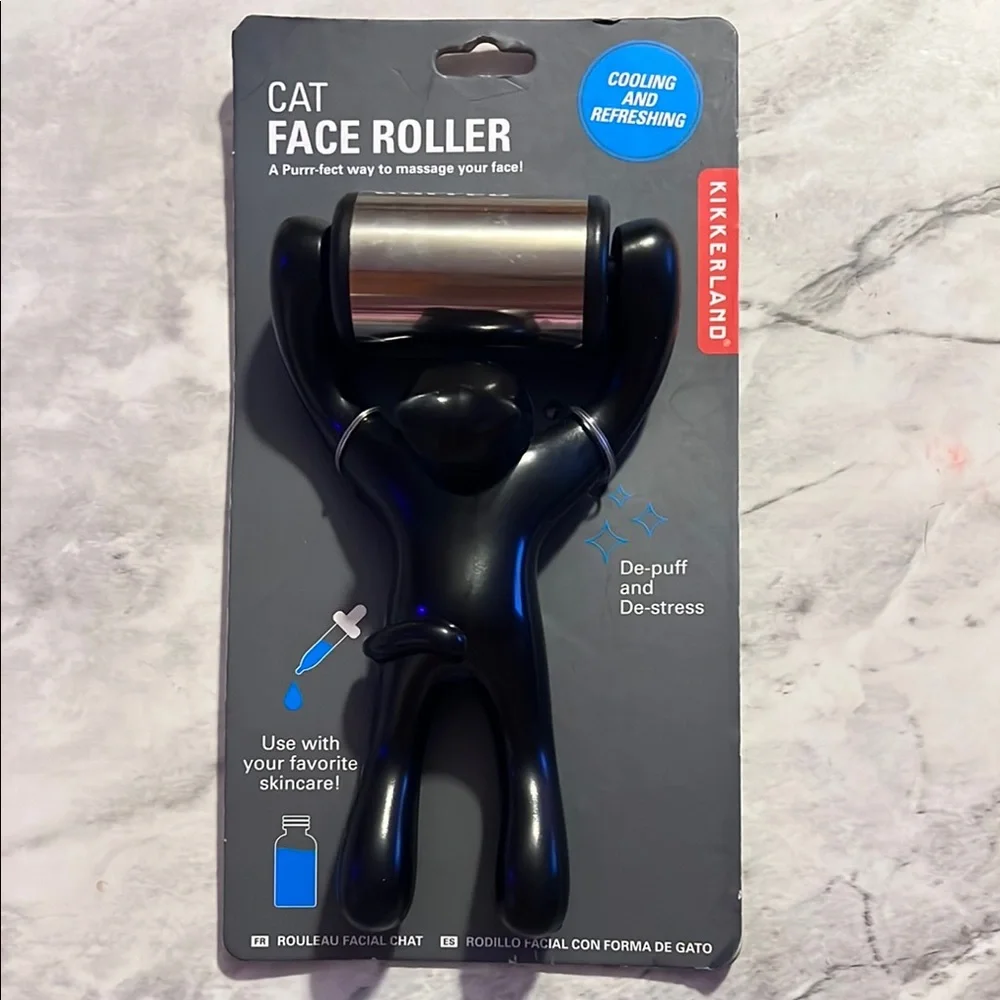 Kikkerland Black Cat Face Roller